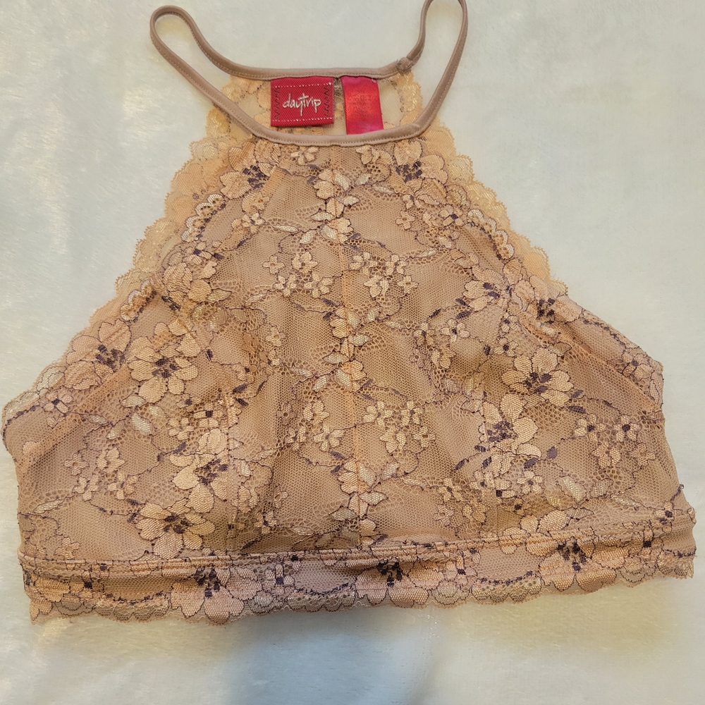 Daytrip Lace Bralette in Soft Pinkish Beige